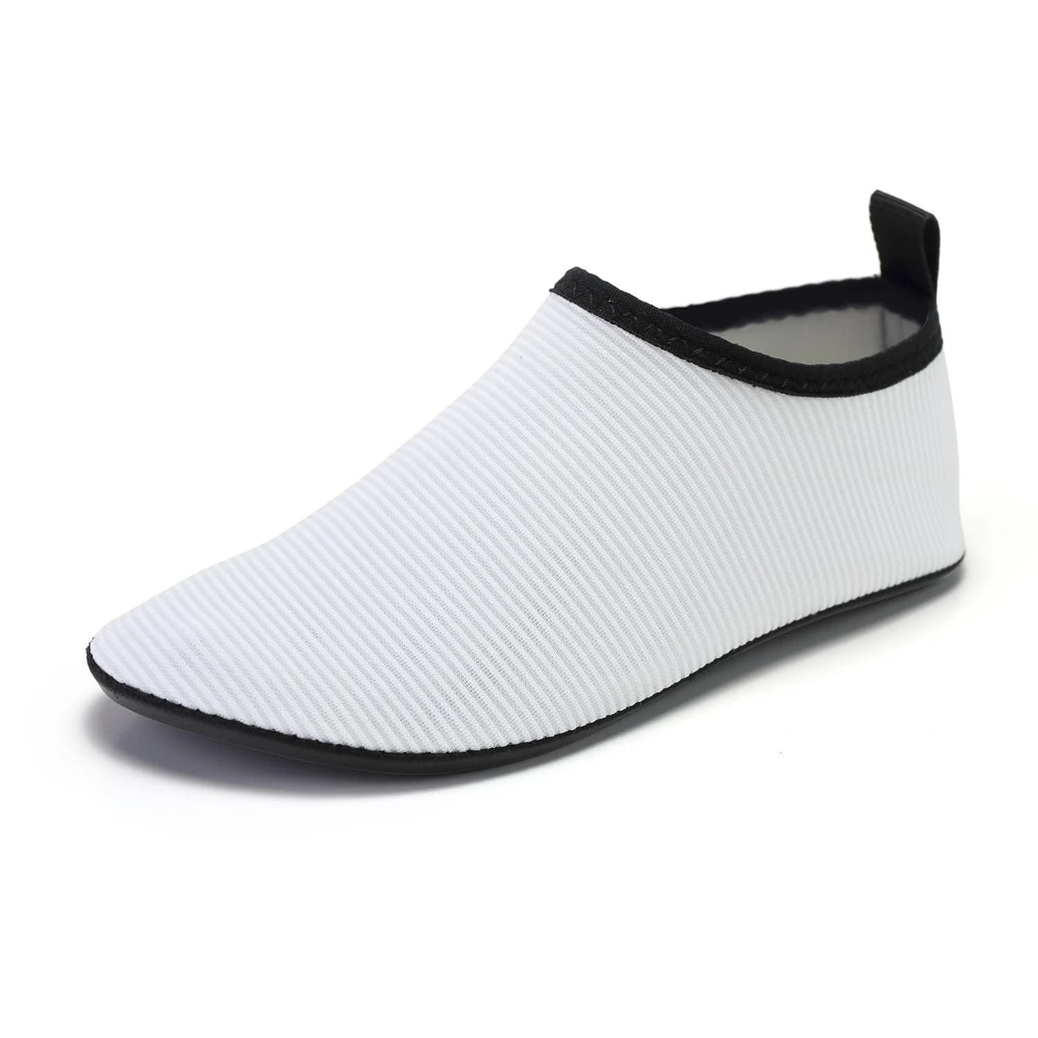 chaussures aquatiques modernes